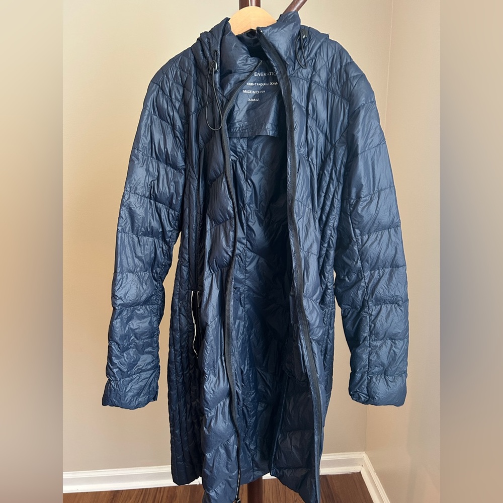 Long lightly insulated BCBGeneration zip up coat